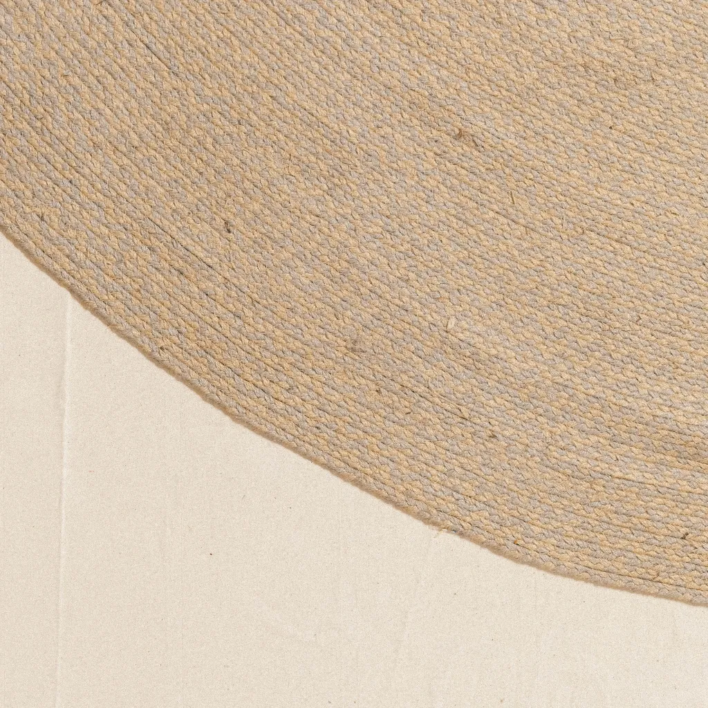 Round Rugs 01.webp
