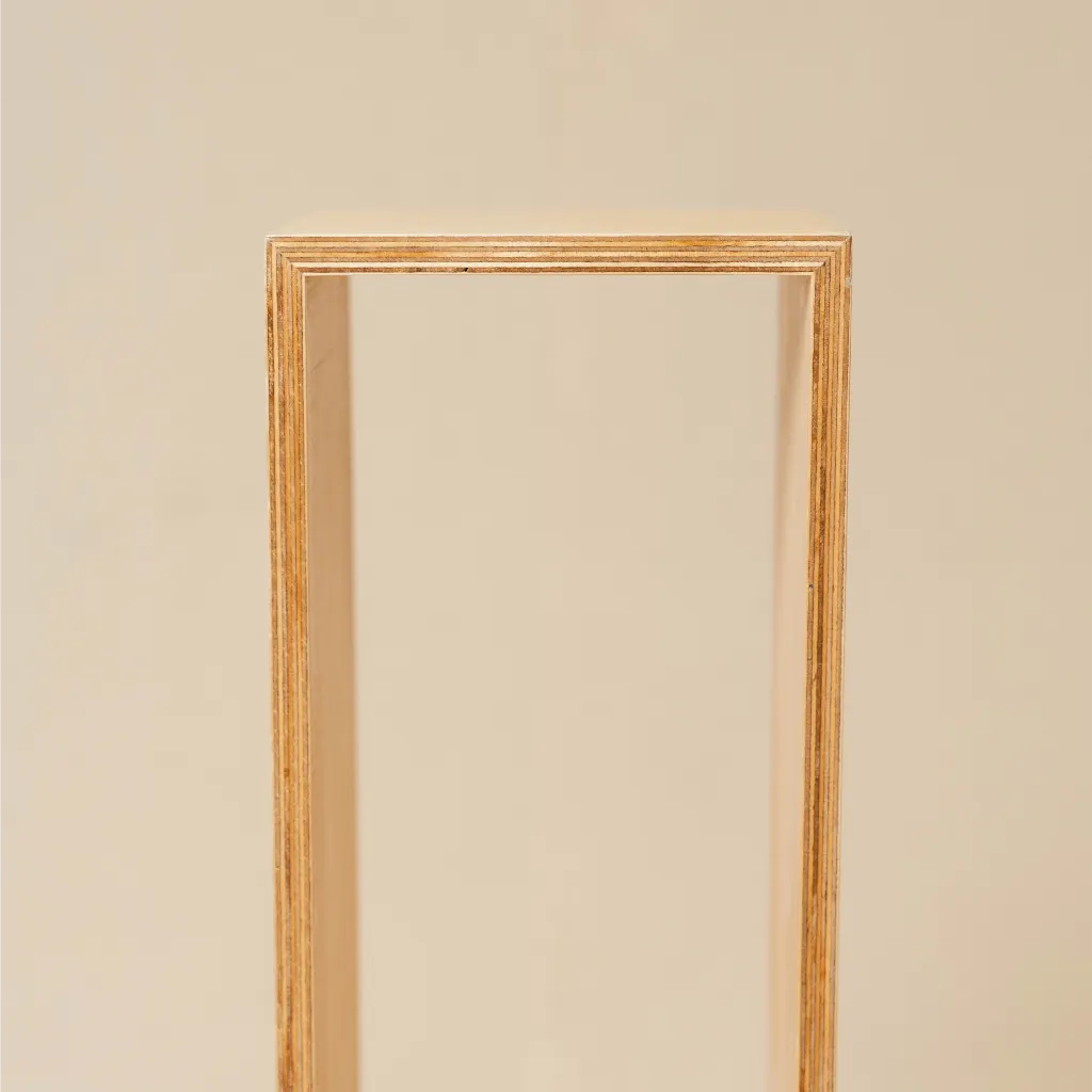 Mina Stand V1