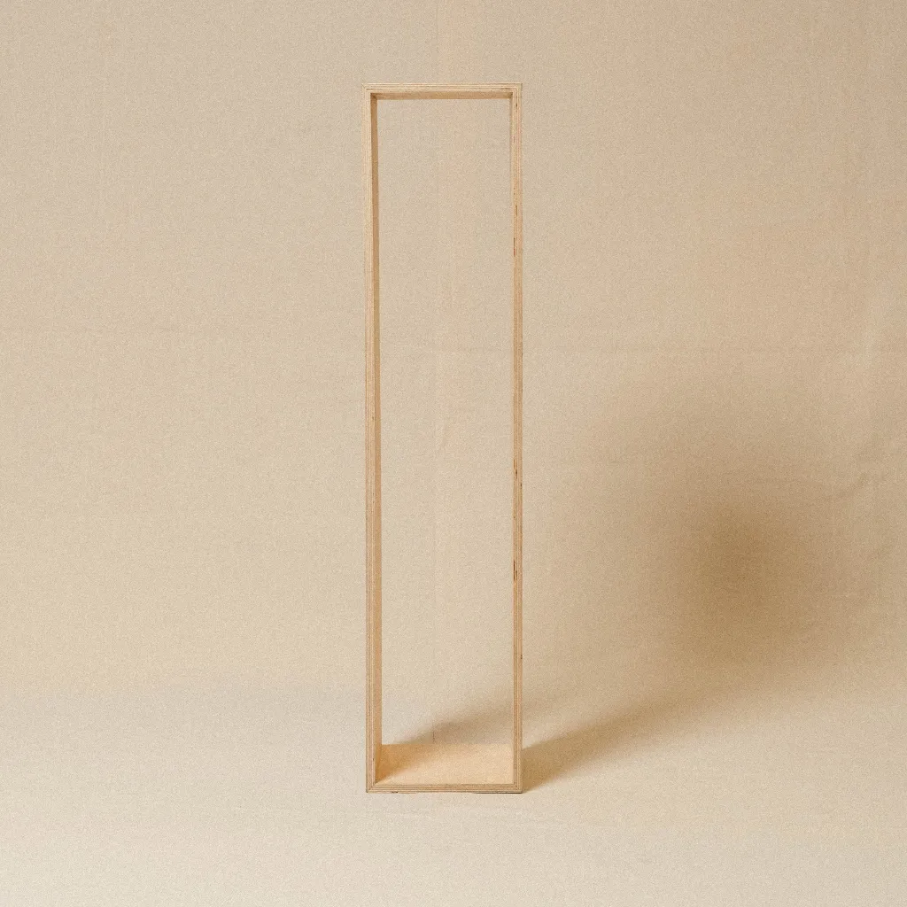 Mina Stand V2