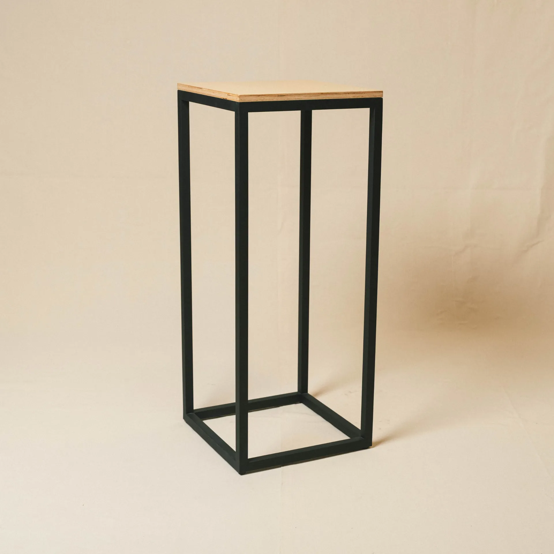 Khalidiyah Metal Table V1